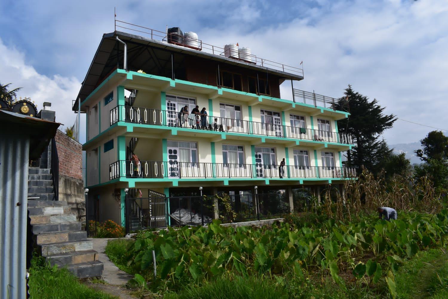 Shimla Hills Apartments 2Bhk Rum bild