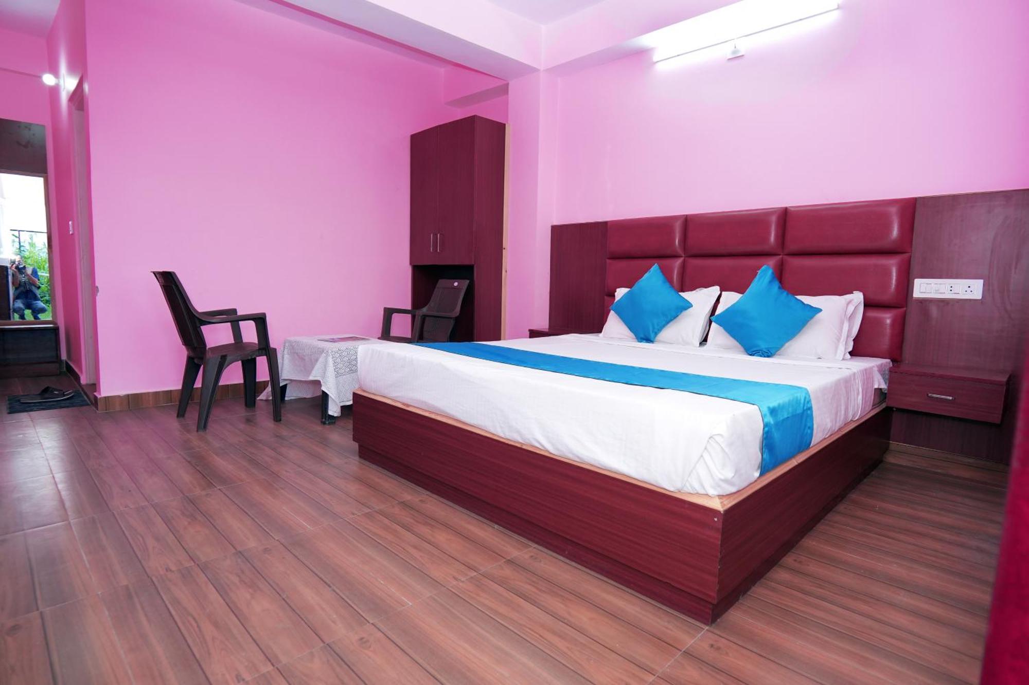 Shimla Hills Apartments 2Bhk Exteriör bild